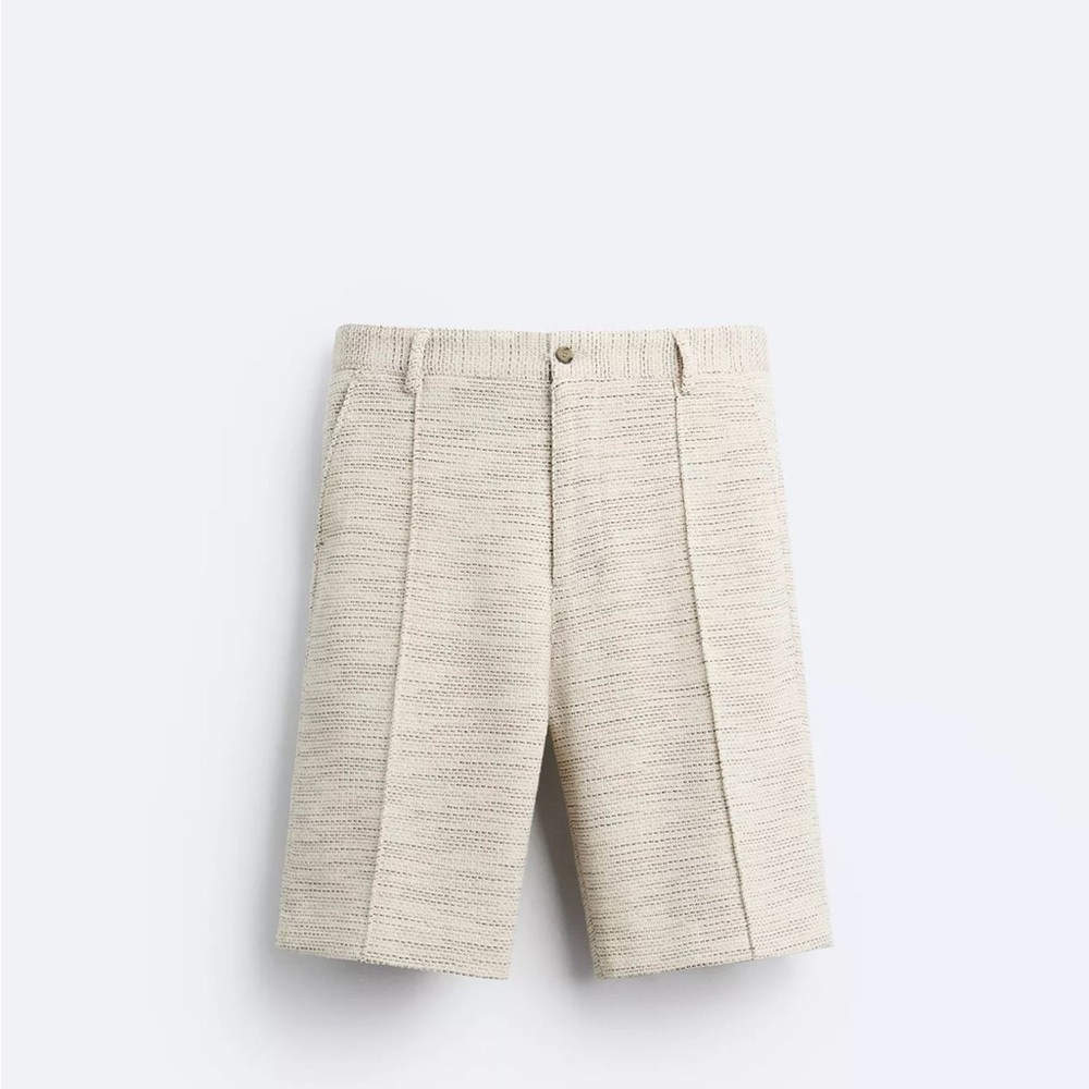 Zara Men's Cream Flat Front Shorts